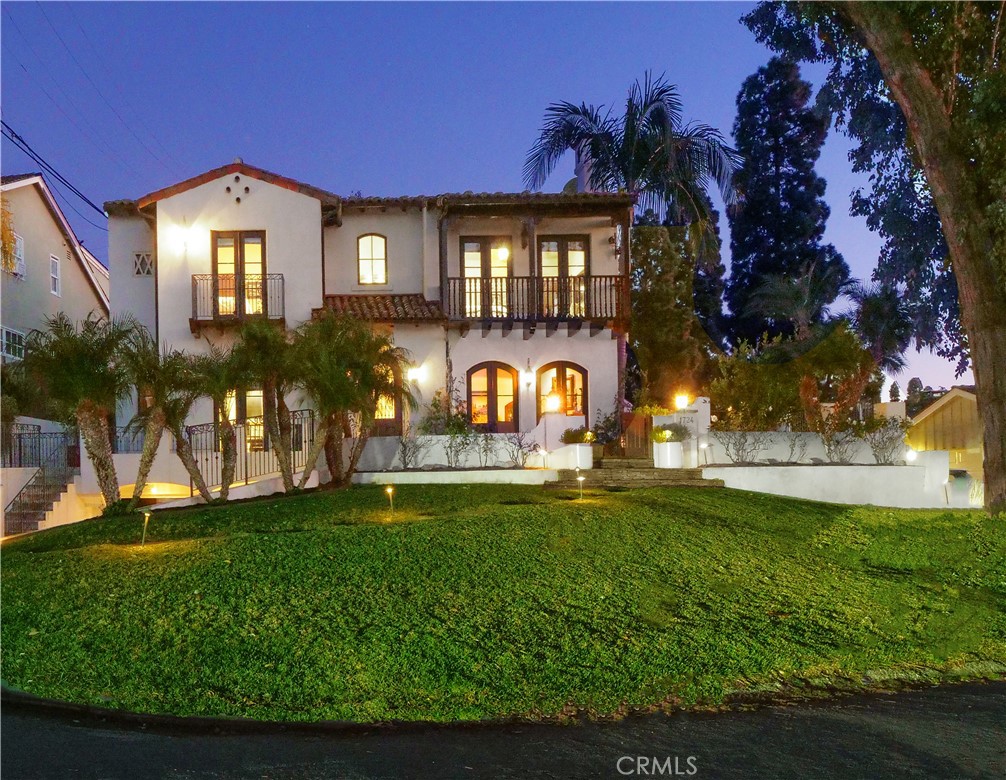 1724 Vía Estudillo Palos Verdes Estates, CA 90274 - Photo 7 of 43