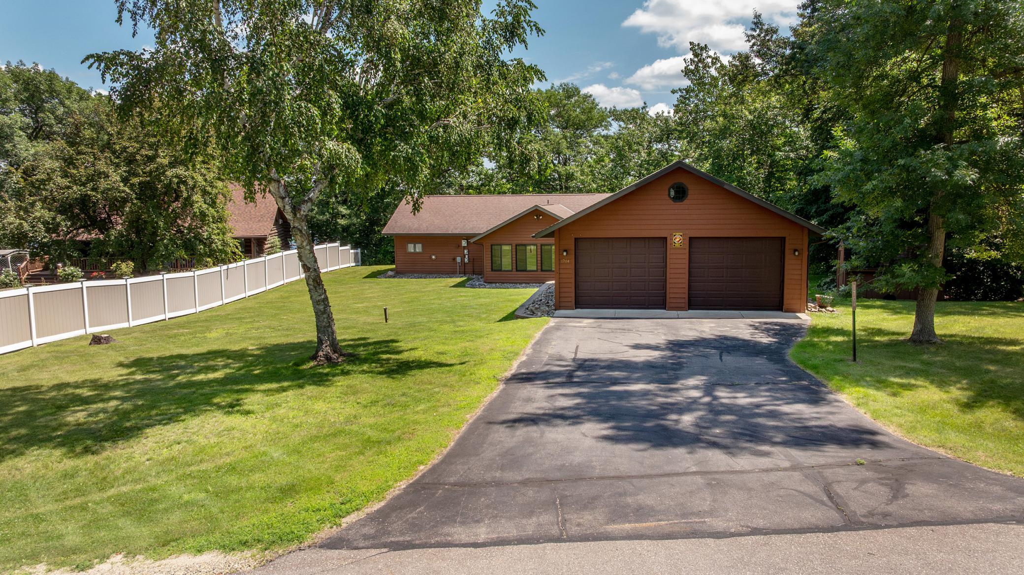 1704 Timber Lane Cushing, MN 56443 - Photo 4 of 31