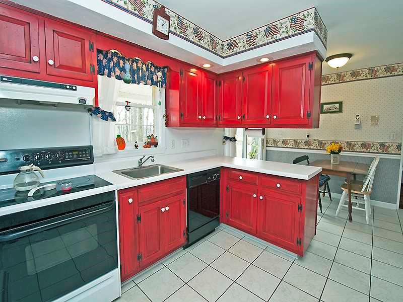 190 Riemer Road Sarver, PA 16055 - Photo 16 of 22 Kitchen.