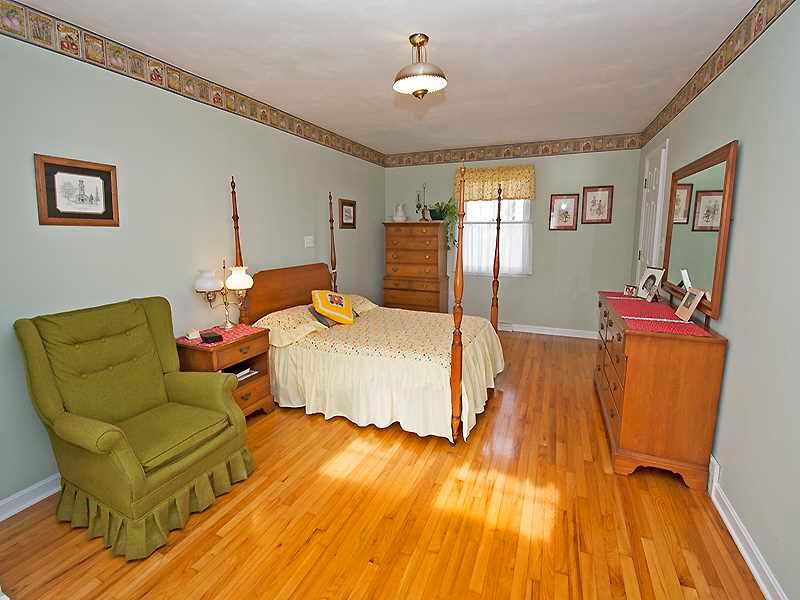 190 Riemer Road Sarver, PA 16055 - Photo 20 of 22 Bedroom.