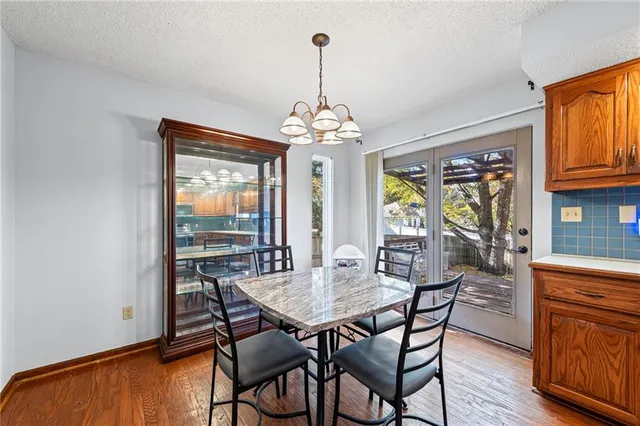 $390,000 | 8224 North Forest Avenue, Kansas City, MO 64118