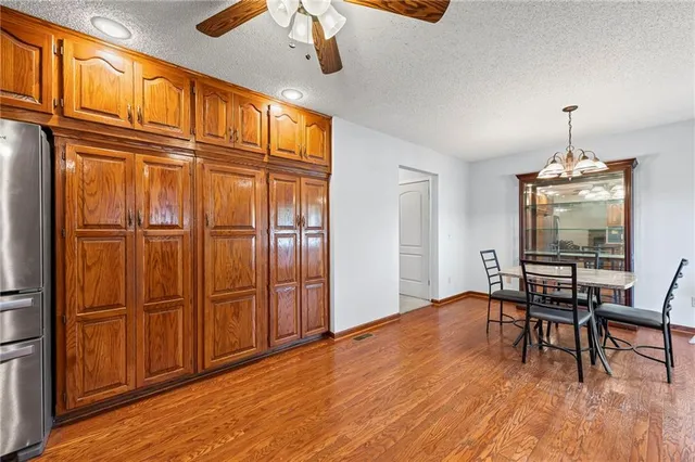 $390,000 | 8224 North Forest Avenue, Kansas City, MO 64118