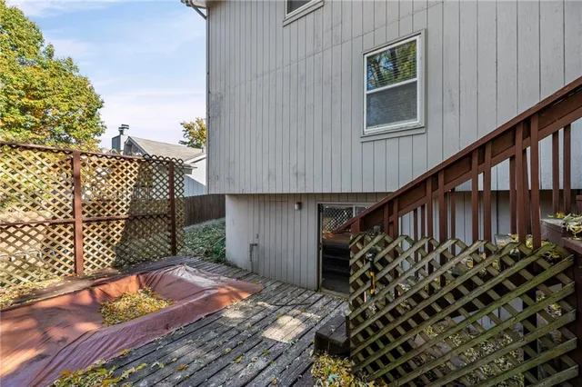 $390,000 | 8224 North Forest Avenue, Kansas City, MO 64118