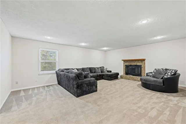 $390,000 | 8224 North Forest Avenue, Kansas City, MO 64118