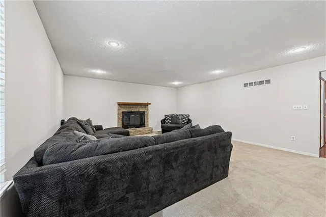 $390,000 | 8224 North Forest Avenue, Kansas City, MO 64118