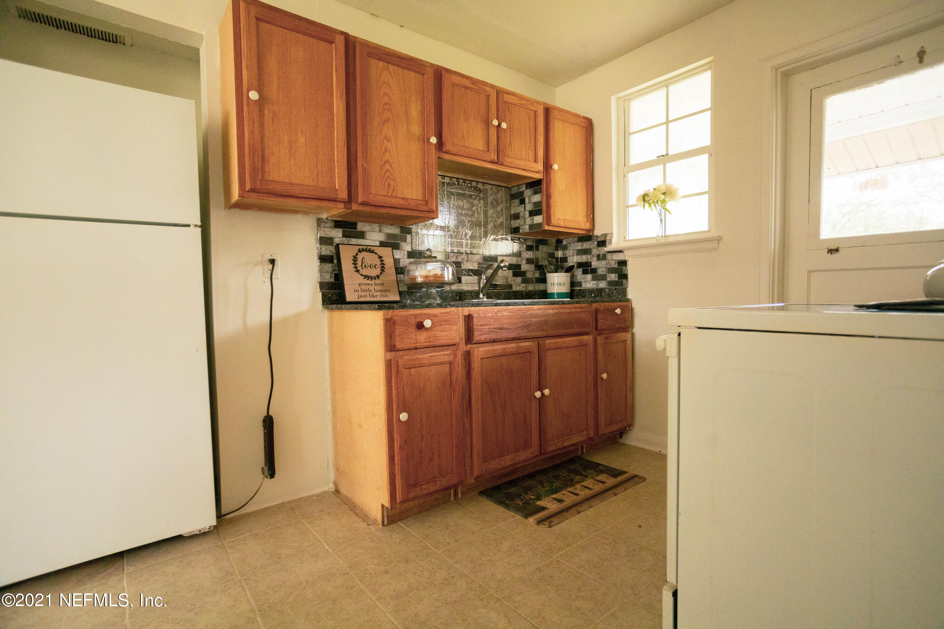 4447 Manchester Road Jacksonville, FL 32210 - Photo 7 of 19 Kitchen