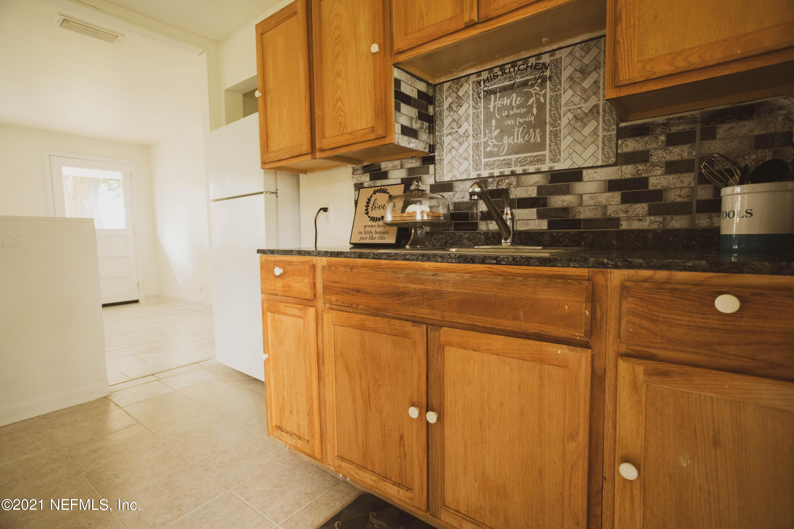 4447 Manchester Road Jacksonville, FL 32210 - Photo 9 of 19 Kitchen