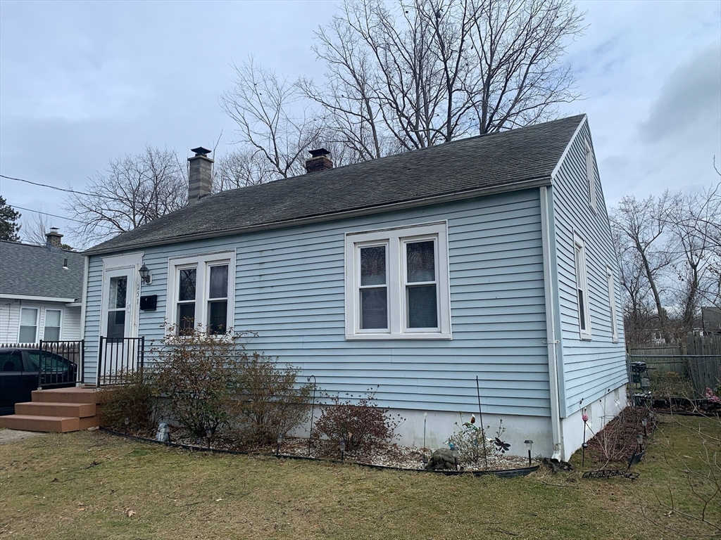 251 Jasper Street Springfield, MA 01109 - Photo 1 of 9 Gallery Image 1