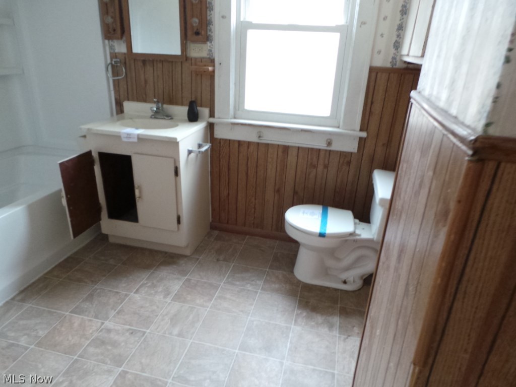 1710 Manchester Road Akron, OH 44314 - Photo 8 of 15