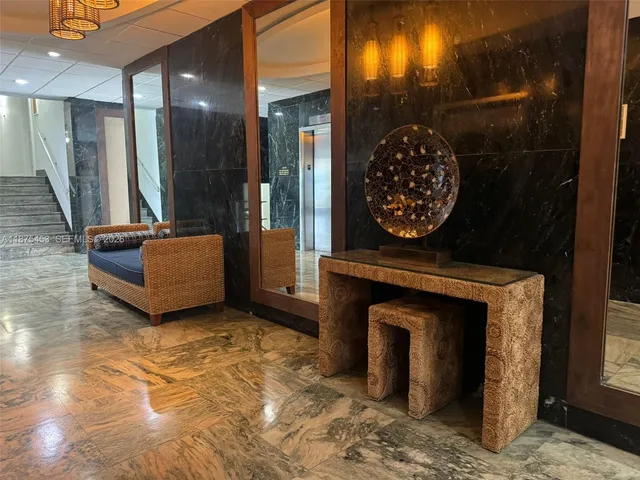 $2,900 | 500 Bayview Drive, Unit 230, Sunny Isles Beach, FL 33160