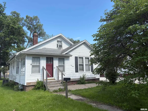 $72,500 | 1012 North Diamond Street, Jacksonville, IL 62650