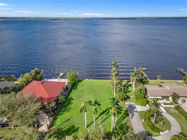 a view of a yard with an outdoor space