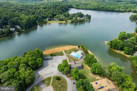 $335,000 | 925 Jones Drive, Ruther Glen, VA 22546