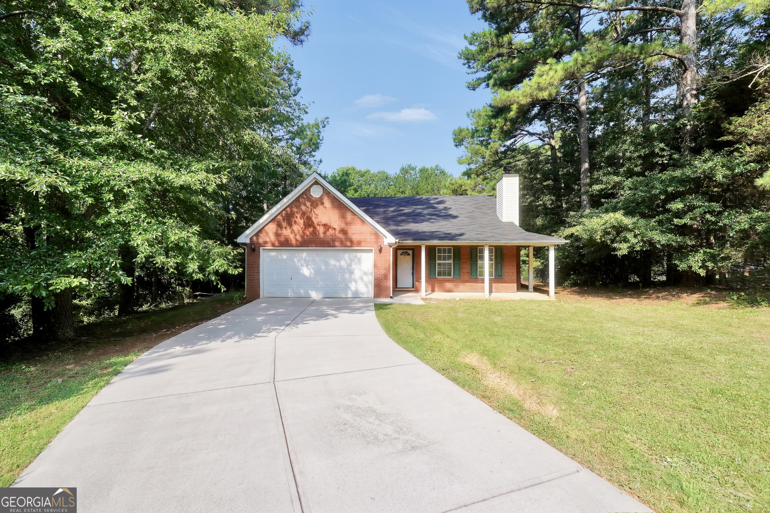 208 Drake Elm Court Hampton, GA 30228 - Photo 3 of 40