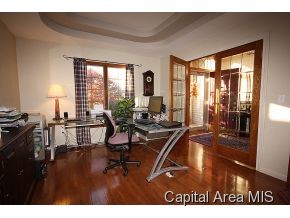 2712 Haggard Drive Springfield, IL 62711 - Photo 9 of 20 Gallery Image 9