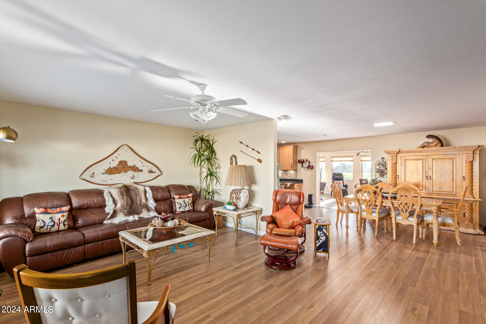 462 South Racine Mesa, AZ 85206 - Photo 6 of 22 0009-07-Racine