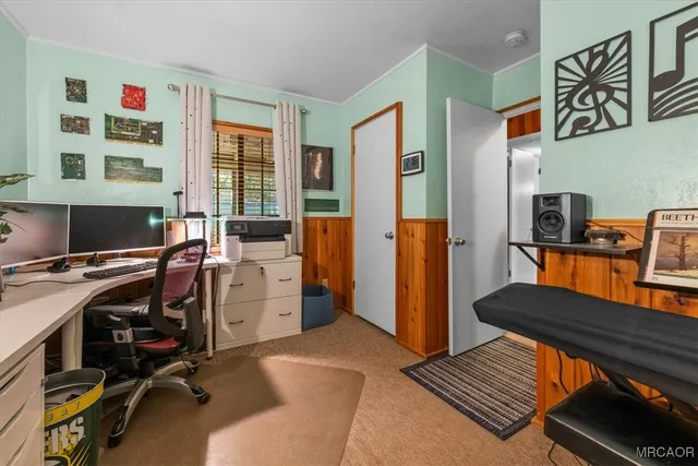 $445,000 | 446 Moreno Lane, Sugarloaf, CA 92386