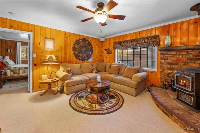 $445,000 | 446 Moreno Lane, Sugarloaf, CA 92386