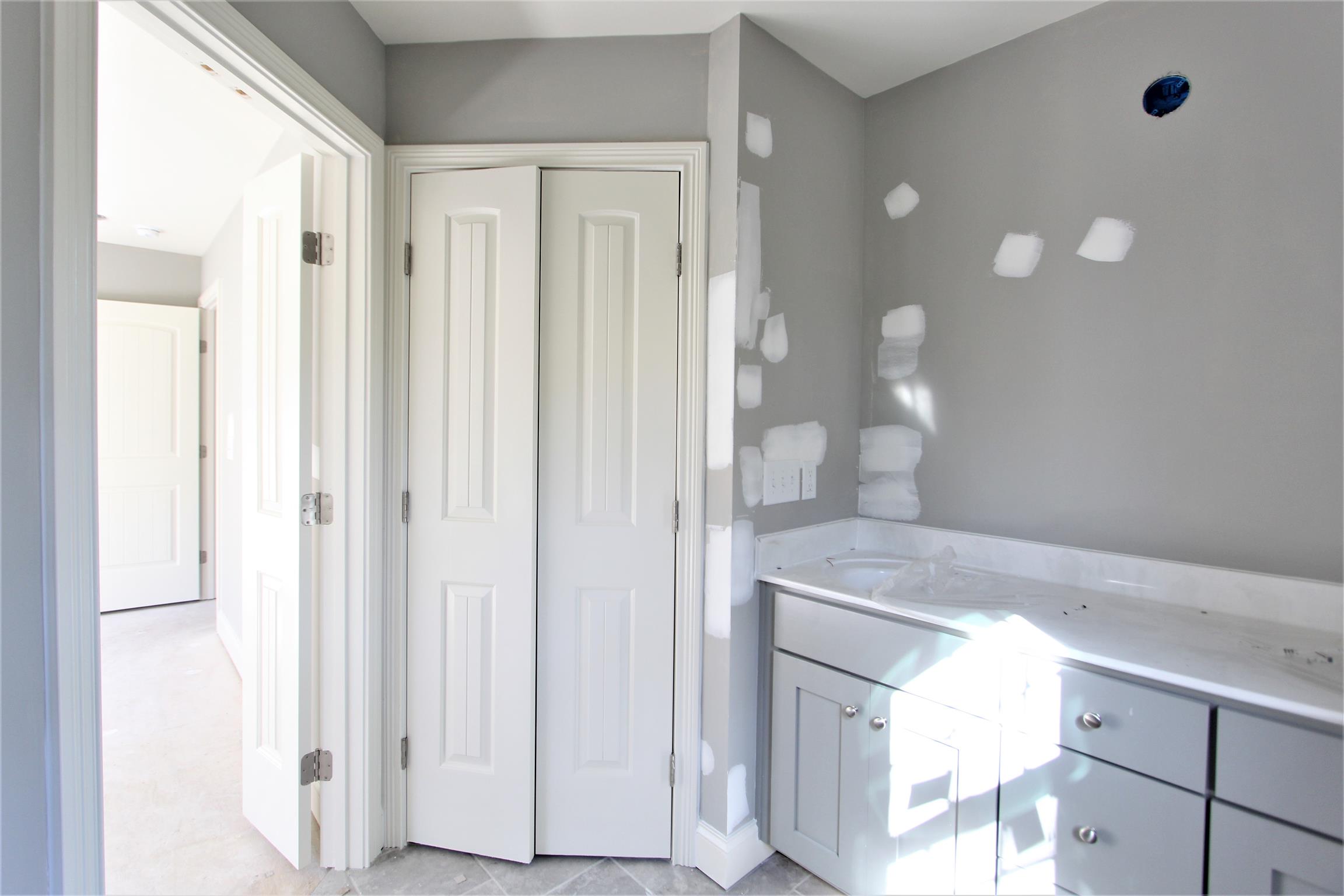626 Terrace Hill Road, Unit 52 Mount Juliet, TN 37122 - Photo 14 of 17 Gallery Image 14