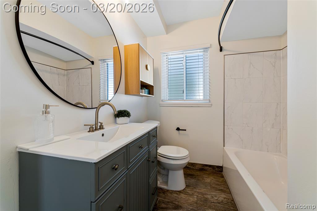 17220 West 13 Mile Road Beverly Hills, MI 48025 - Photo 17 of 35