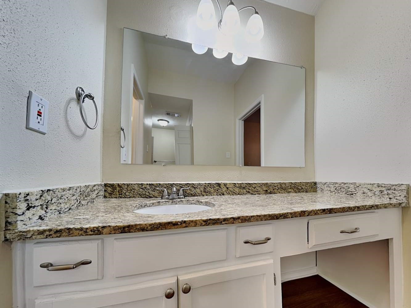 3902 Mattingham Drive Houston, TX 77066 - Photo 14 of 16