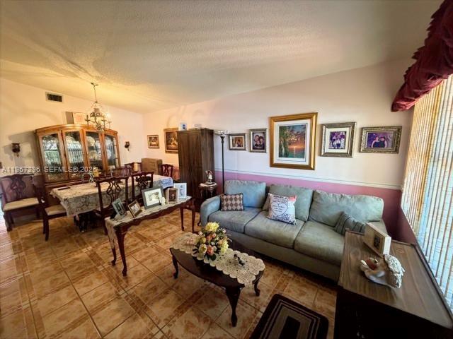 13222 Southwest 41st Terrace Miami, FL 33175 - Photo 5 of 18