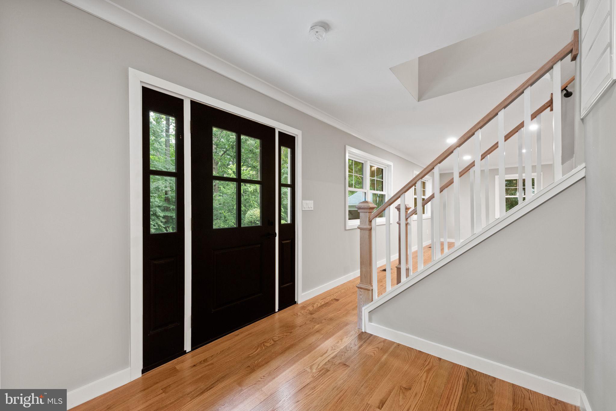 8919 Arley Drive Springfield, VA 22153 - Photo 3 of 54