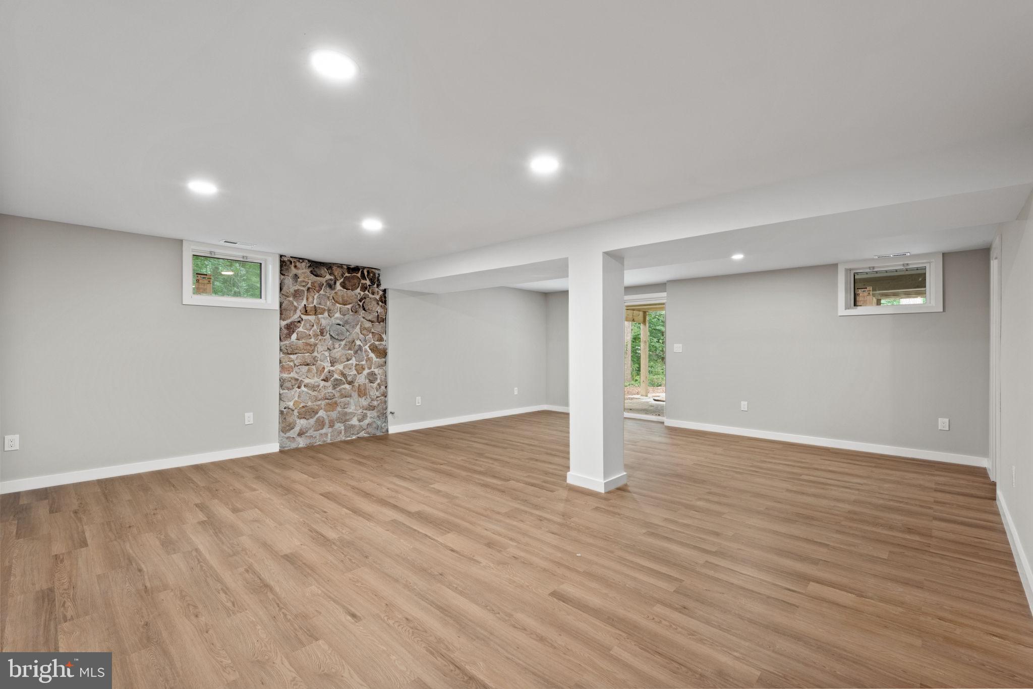 8919 Arley Drive Springfield, VA 22153 - Photo 4 of 54