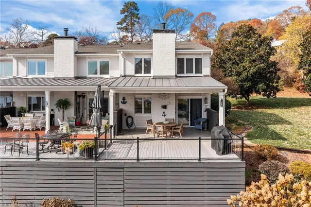 $712,000 | 7962 Westcape Drive, Unit 1016, Denver, NC 28037