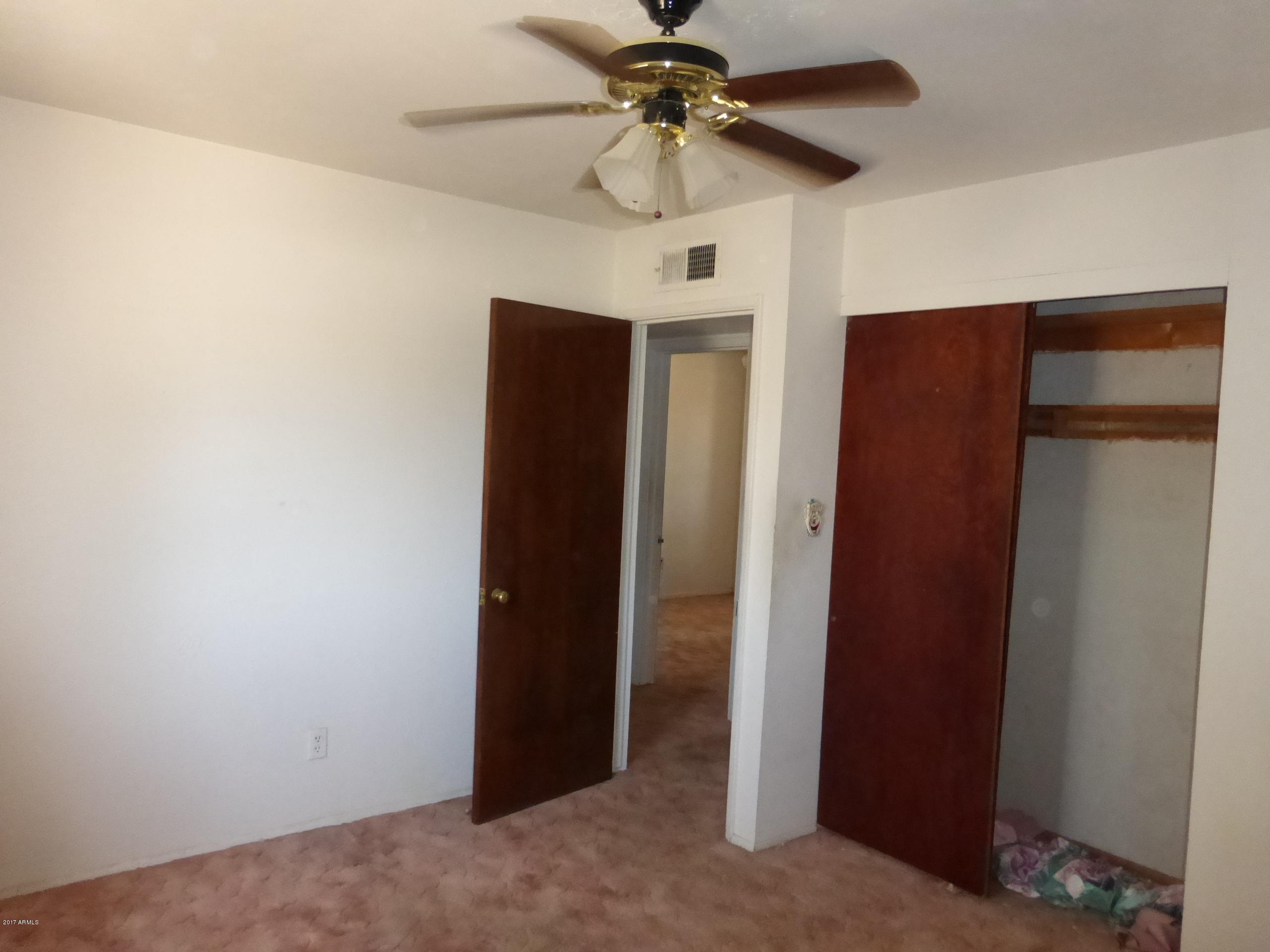407 Hartford Road Kearny, AZ 85137 - Photo 8 of 12 P1030007
