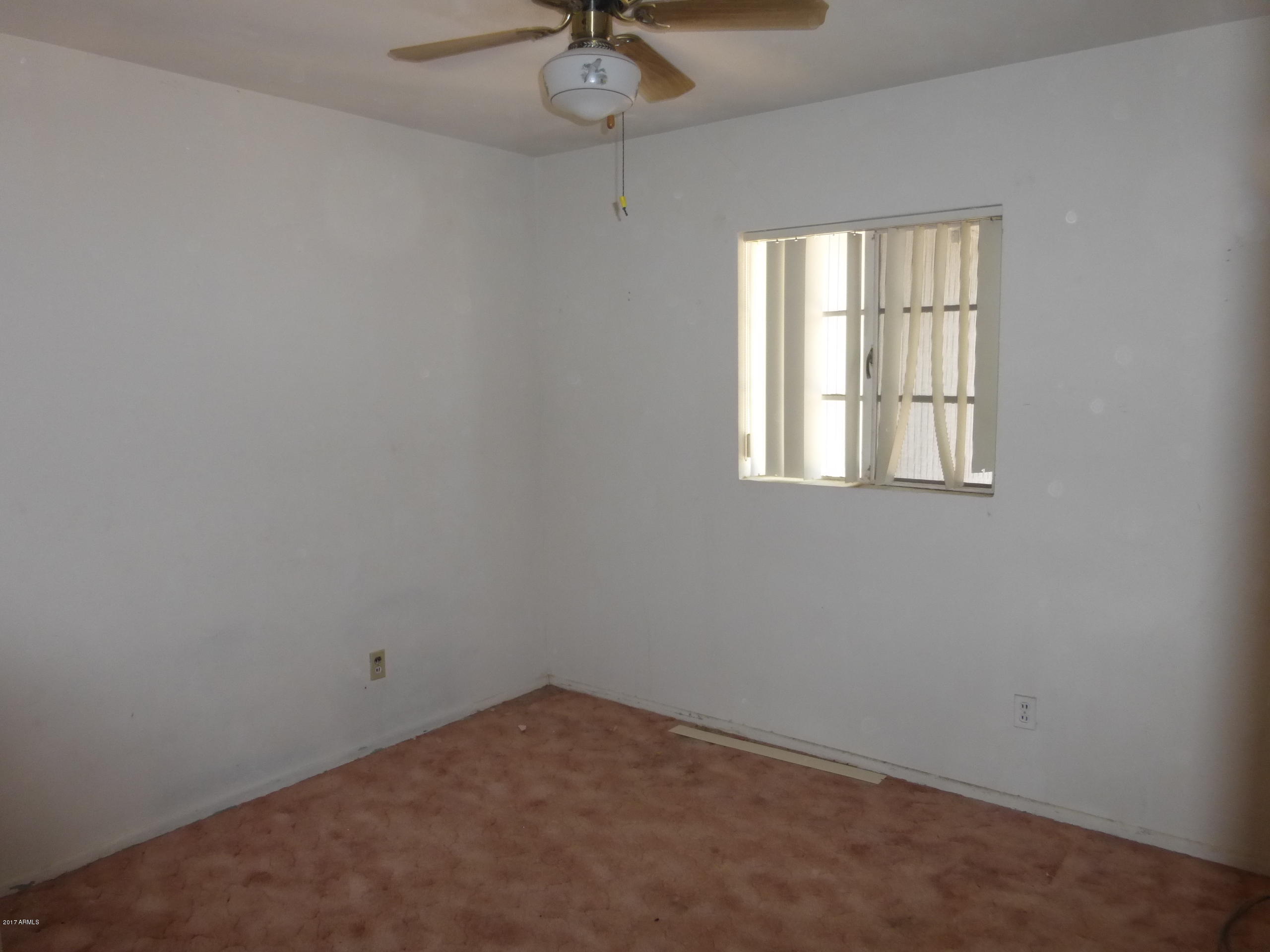 407 Hartford Road Kearny, AZ 85137 - Photo 10 of 12 P1030009