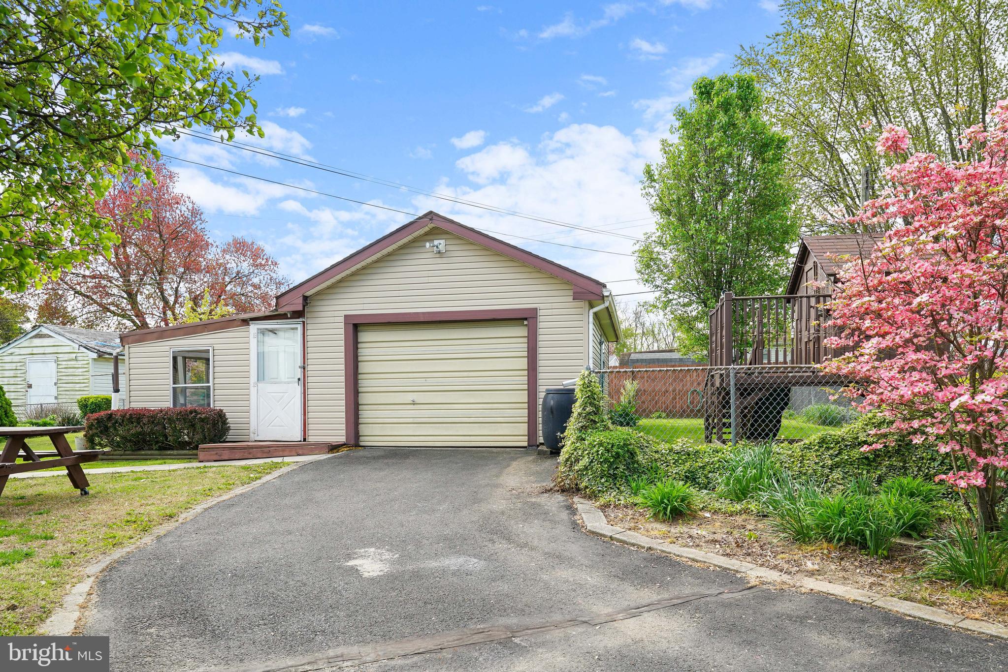 9 Cherry Lane Elkton, MD 21921 - Photo 22 of 26 garage