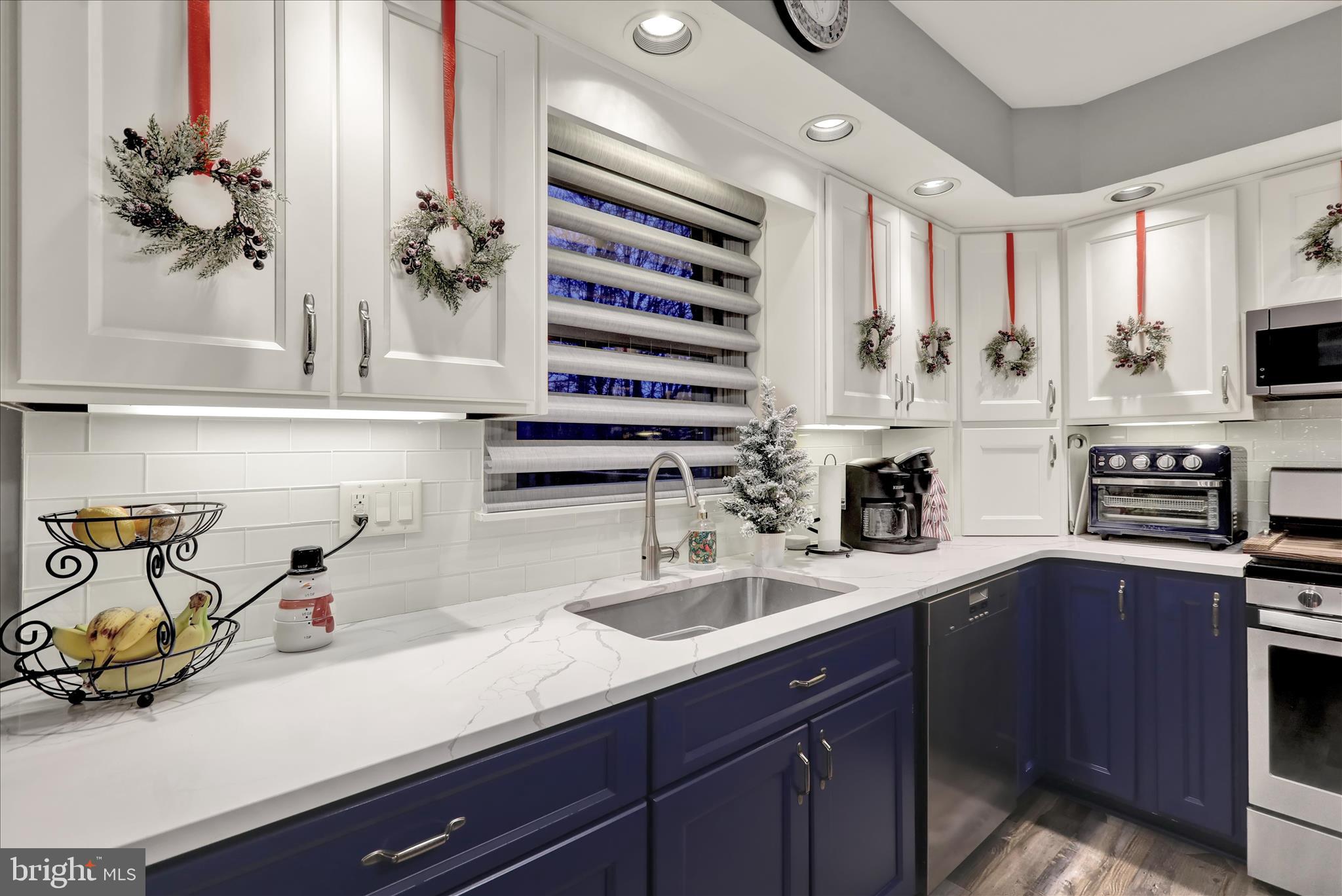 314 Fairview Road Reading, PA 19606 - Photo 10 of 45 a kitchen with appliances a sink and cabinets
