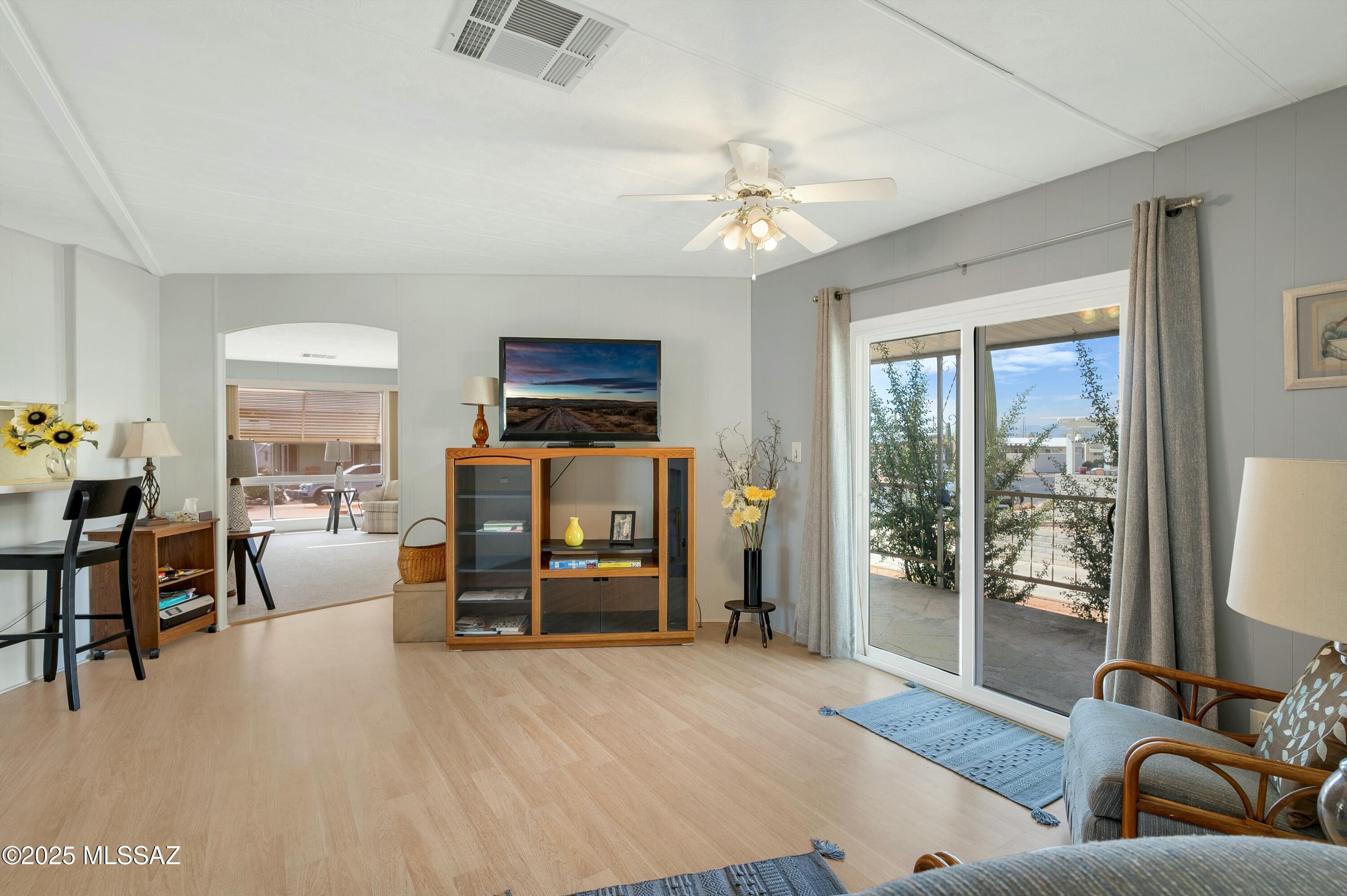 6048 West Rafter Cir Street Tucson, AZ 85713 - Photo 19 of 39 Gallery Image 19