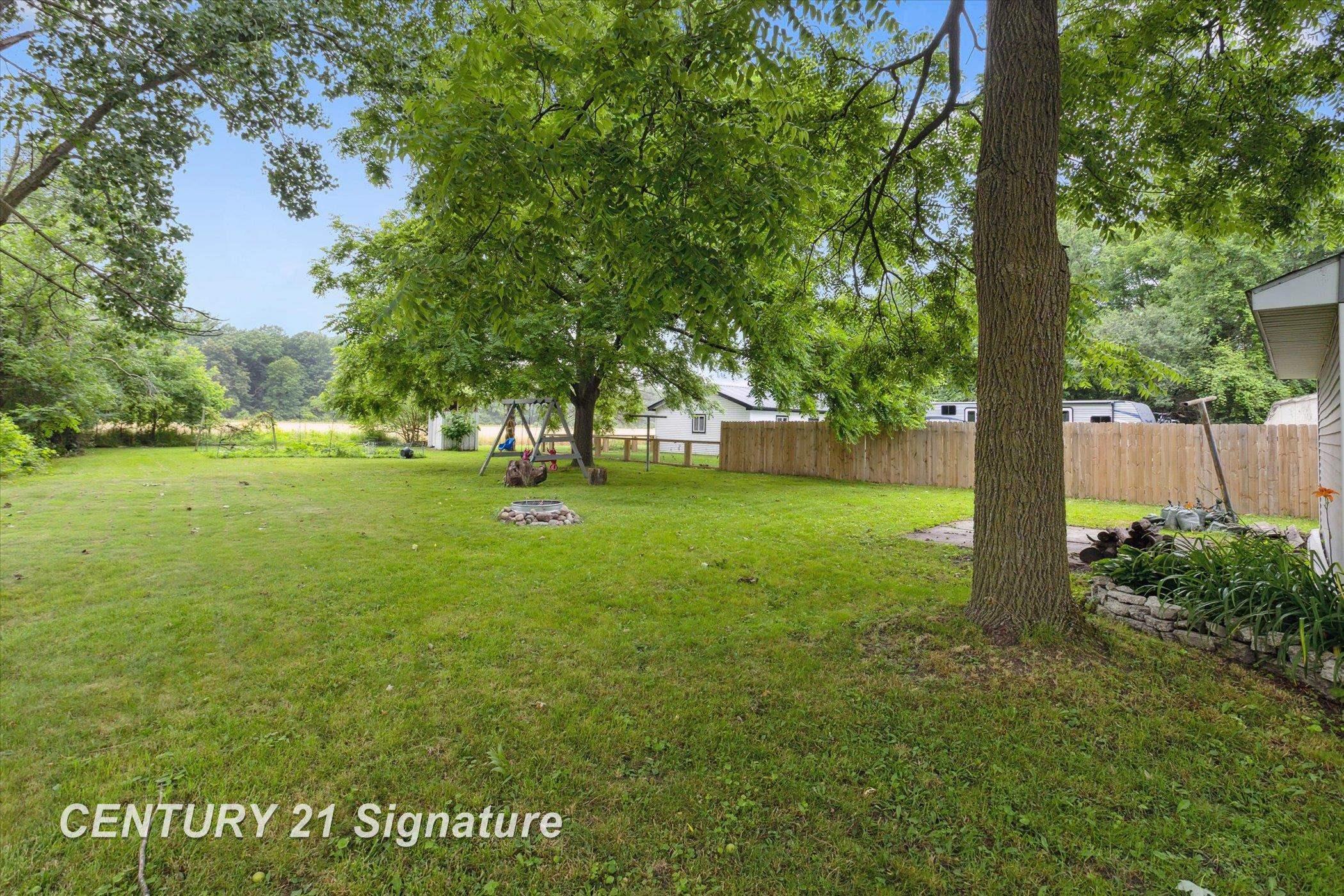 6357 Mackinaw Road Saginaw, MI 48604 - Photo 44 of 46 50181088-65381ad9-d255-47cd-ab86-64172ecff476.JPG