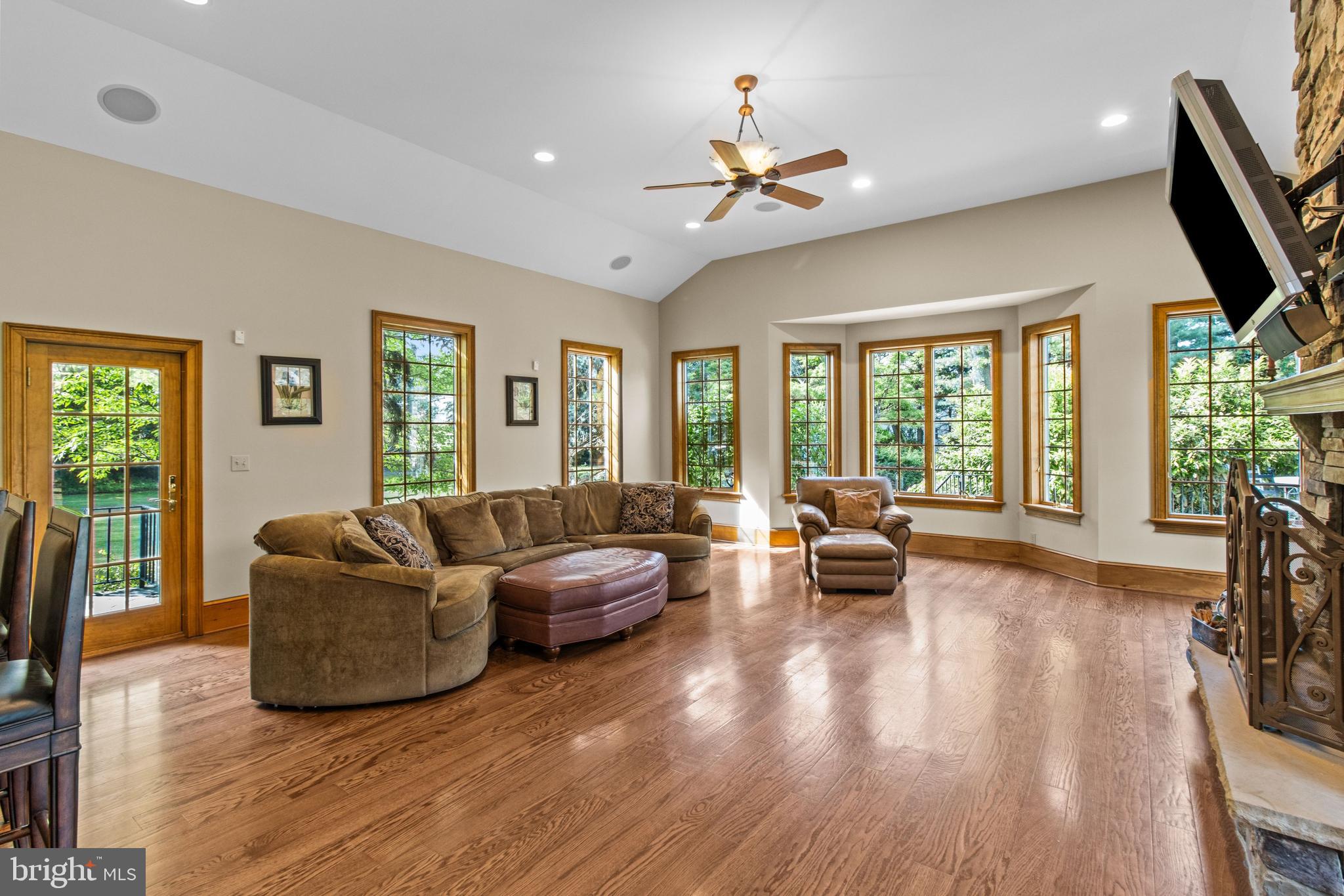 164 Welsh Road Huntingdon Valley, PA 19006 - Photo 18 of 75