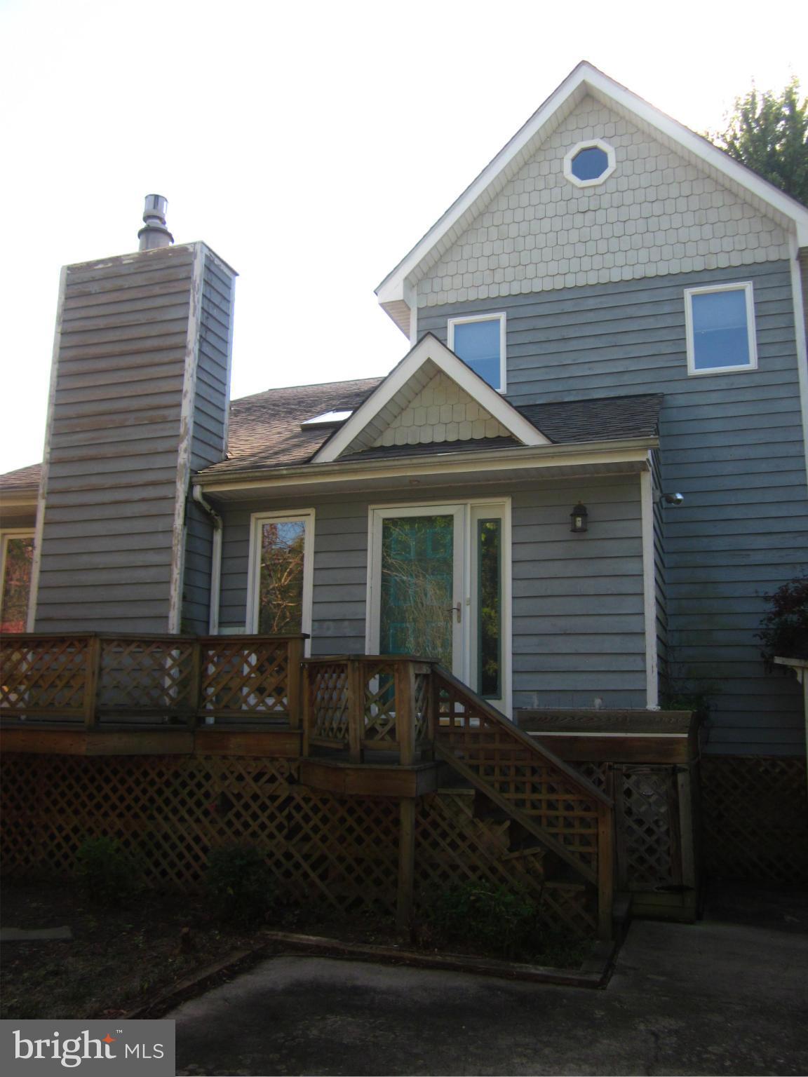 Exterior (Front)