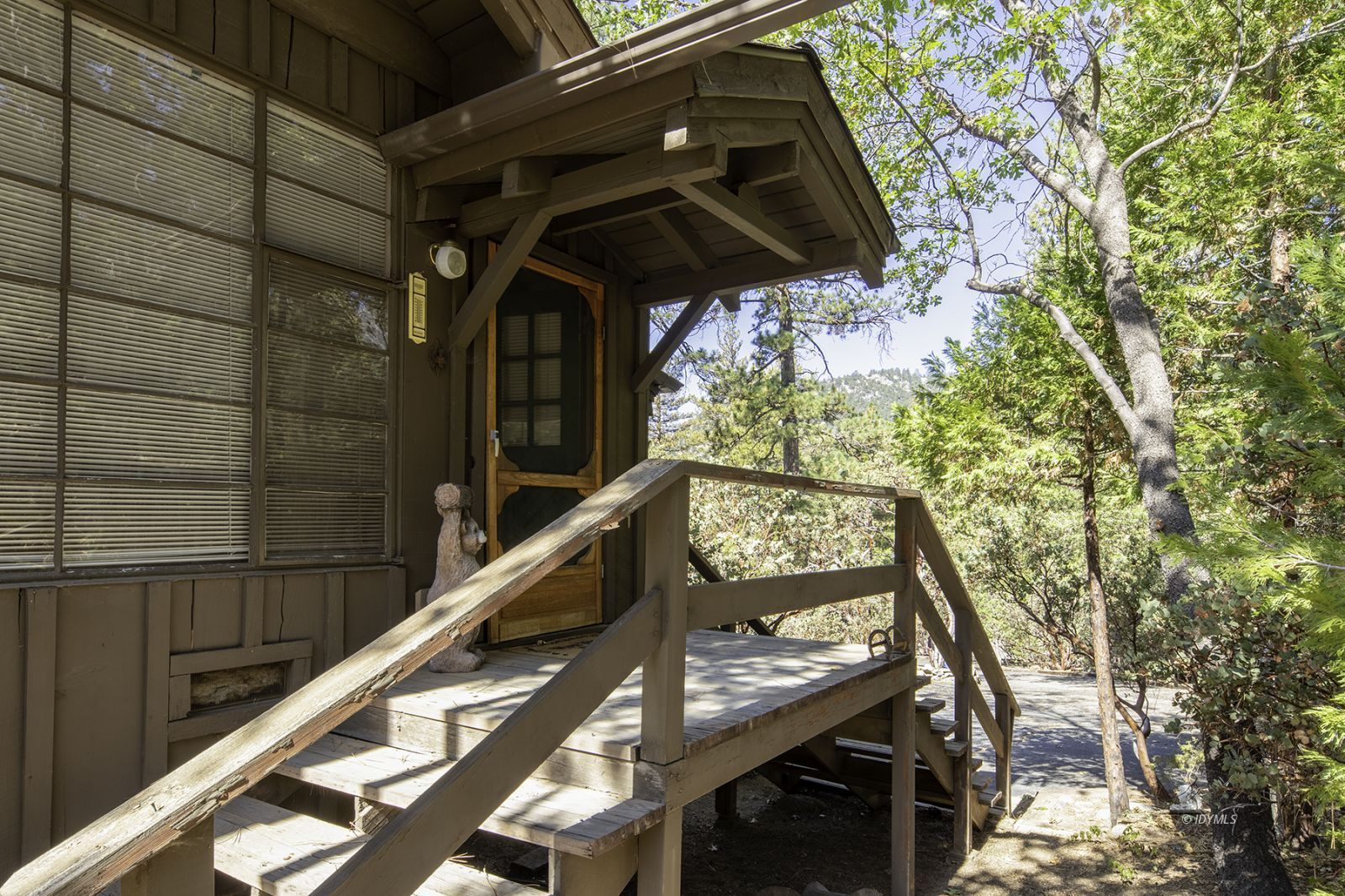 25180 Glen Road Idyllwild, CA 92549 - Photo 41 of 45 a view of balcony and deck