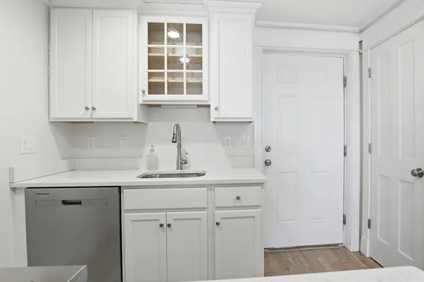 $583,000 | 25 Howland Street, Unit 2, Plymouth, MA 02360