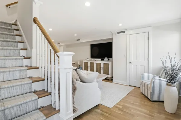 $583,000 | 25 Howland Street, Unit 2, Plymouth, MA 02360