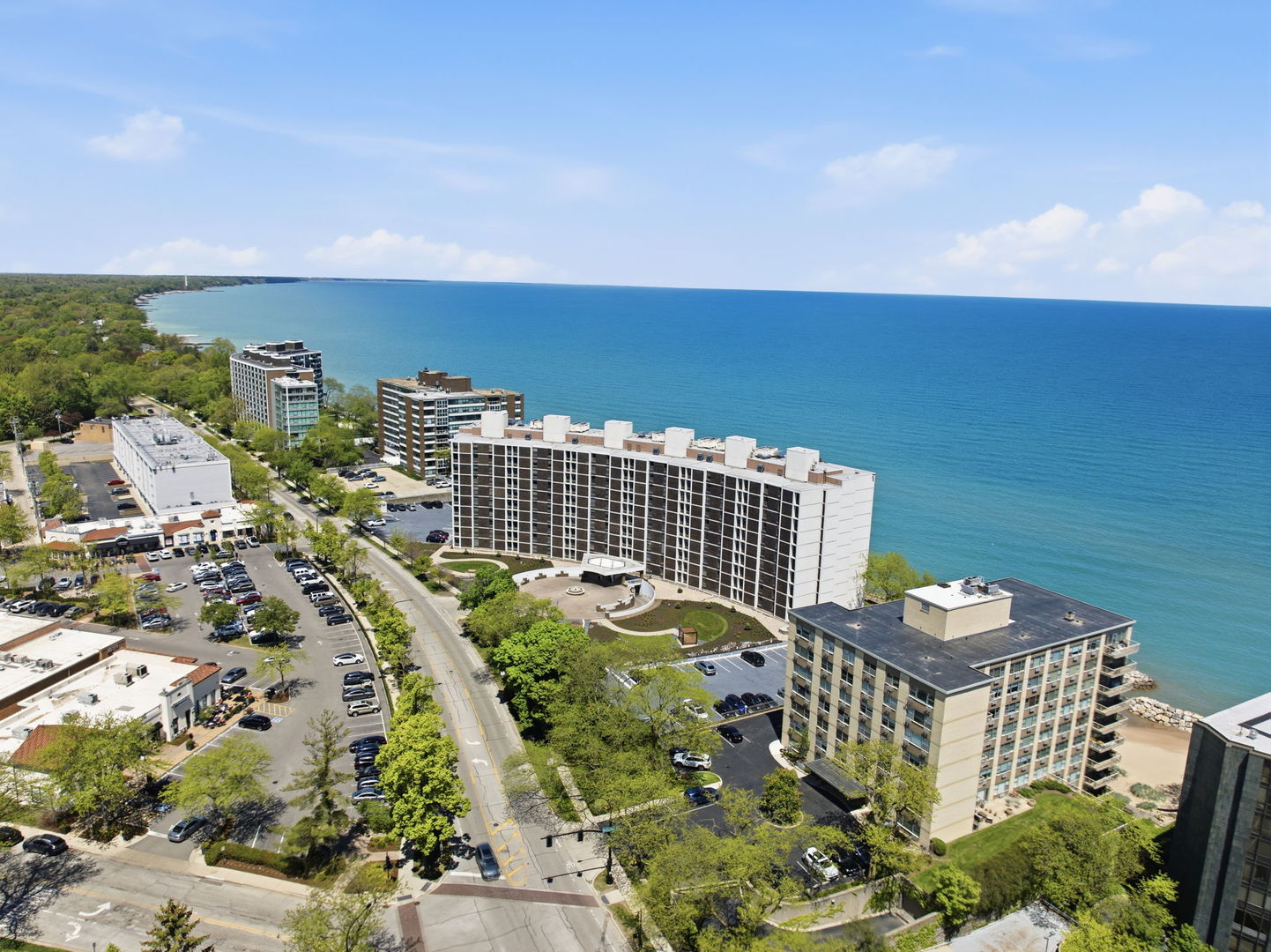 1500 Sheridan Road, Unit 9K Wilmette, IL 60091 - Photo 4 of 41