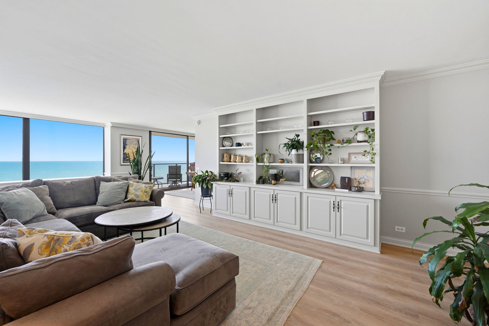 1500 Sheridan Road, Unit 9K Wilmette, IL 60091 - Photo 7 of 41