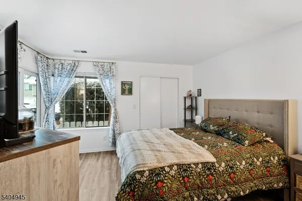 $425,000 | 48 Morgan Court, Bedminster, NJ 07921