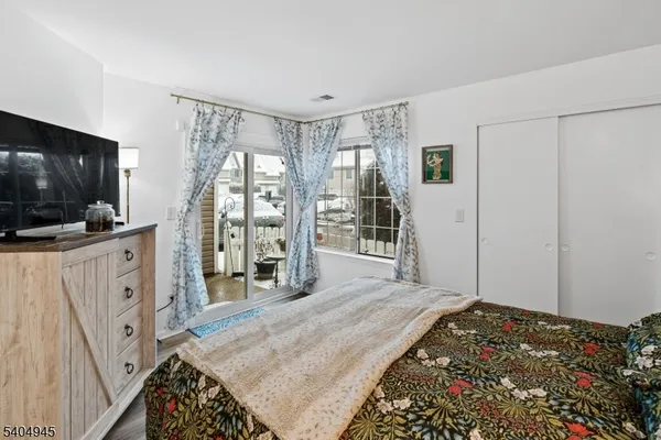 $425,000 | 48 Morgan Court, Bedminster, NJ 07921