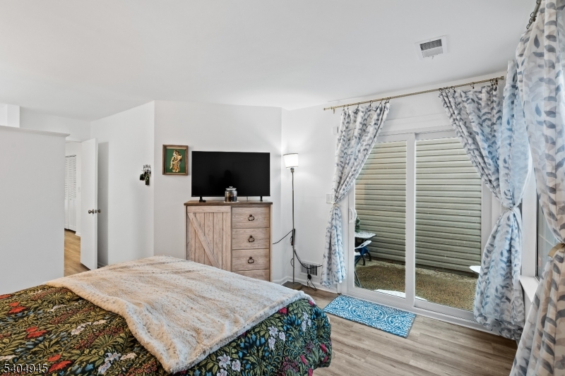 48 Morgan Court Bedminster, NJ 07921 - Photo 15 of 22