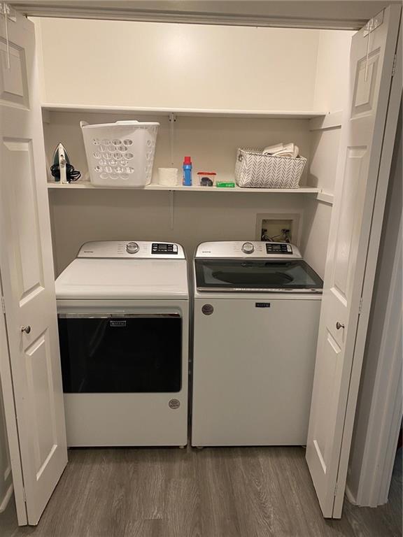 1608 Willie Drive Marietta, GA 30062 - Photo 28 of 35 a utility room with washer and dryer