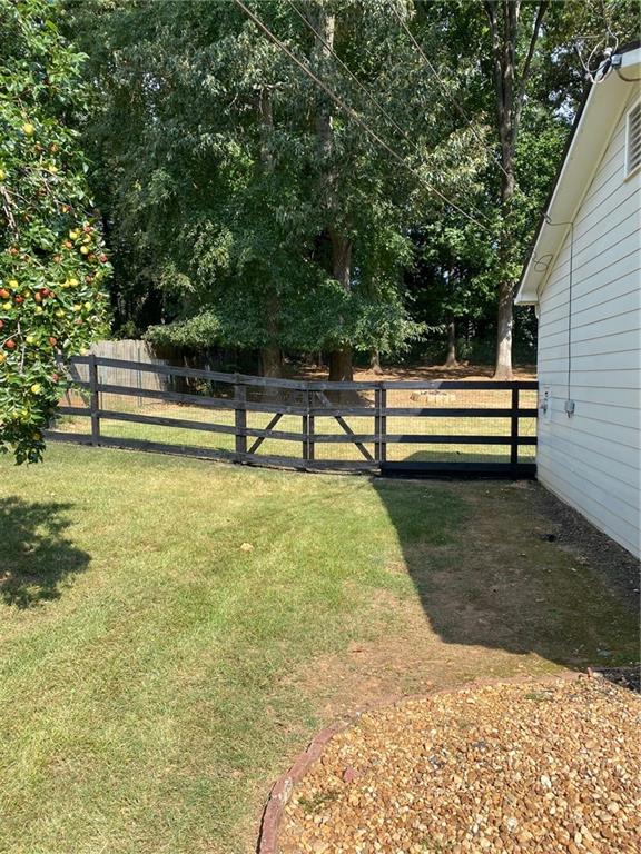 1608 Willie Drive Marietta, GA 30062 - Photo 34 of 35 a view of park with bench and trees