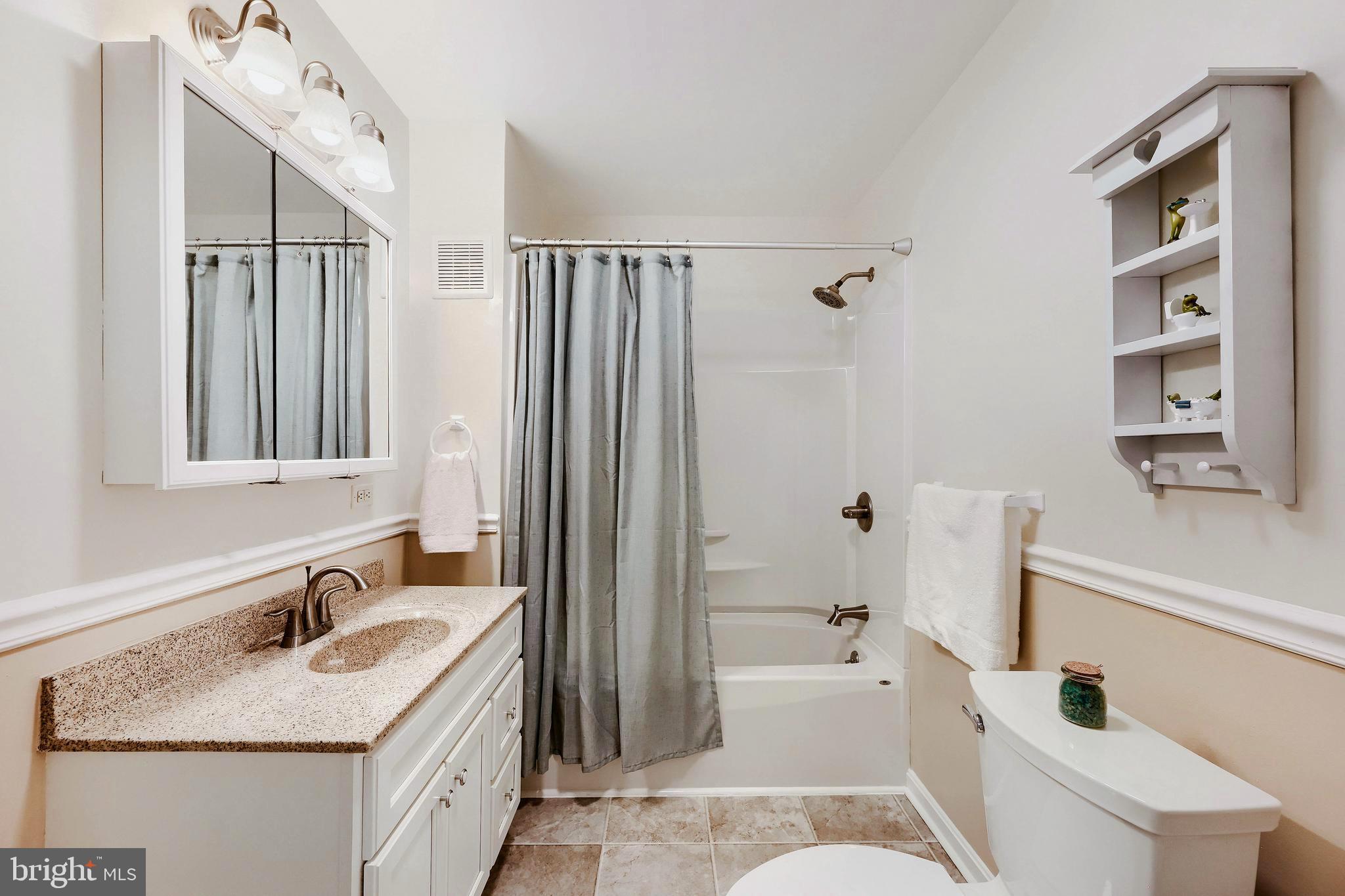 8103 Murray Point Road Baltimore, MD 21222 - Photo 15 of 31