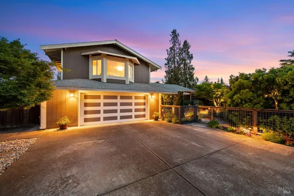 $1,350,000 | 15 Glen Court, Napa, CA 94558