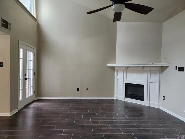 $1,800 | 5626 Moorstone Drive, Baton Rouge, LA 70820